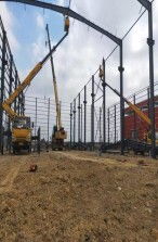 東莞市塘廈鎮維修路燈車出租高效快捷專業高空車公司